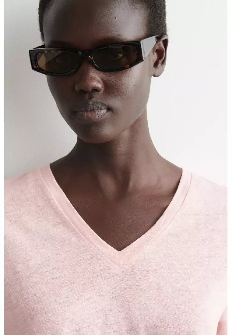 V-NECK LINEN T-SHIRT