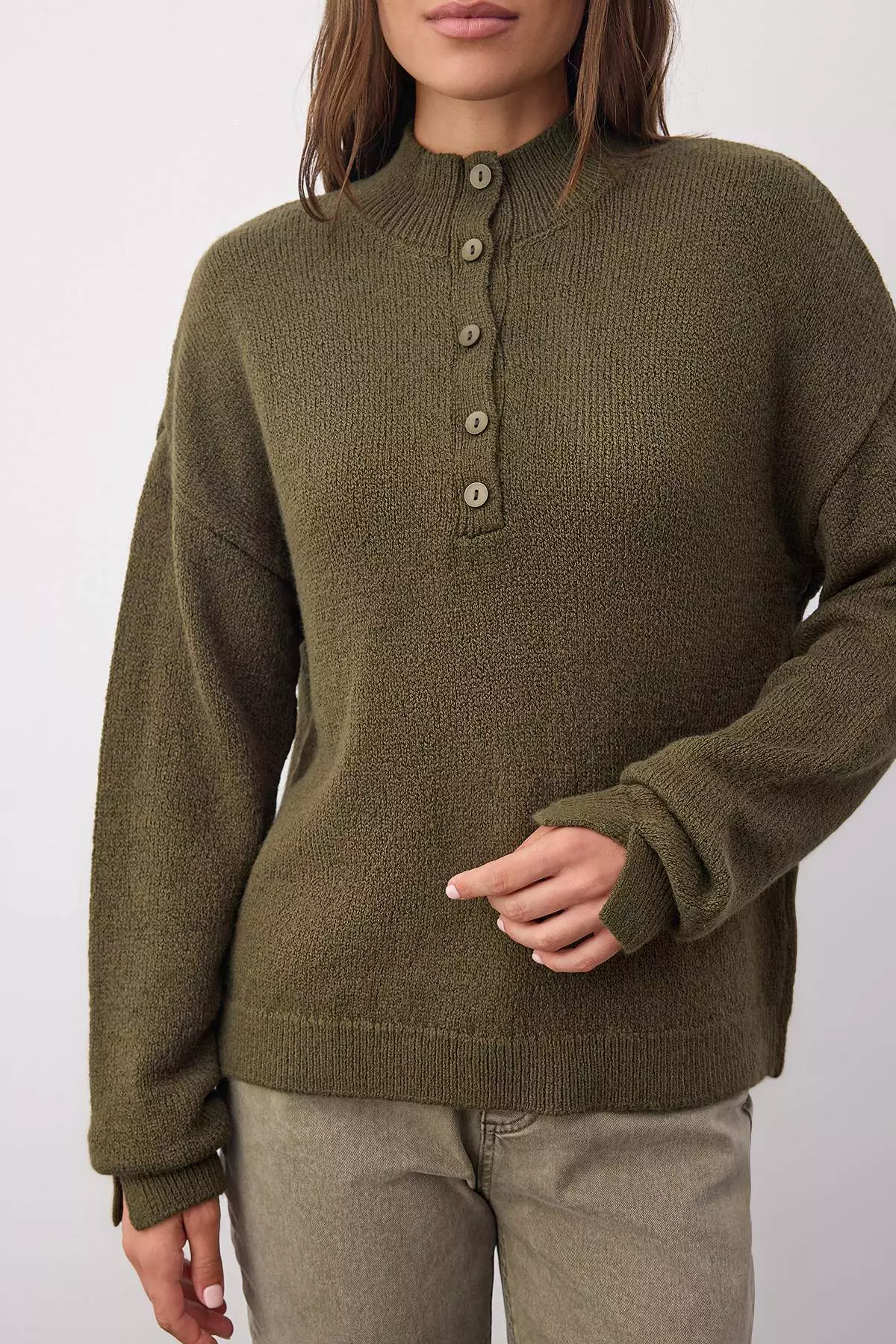 Wardrobe Essentials Khaki Soft-Textured Knit Sweater | Twoaw26Kz00074