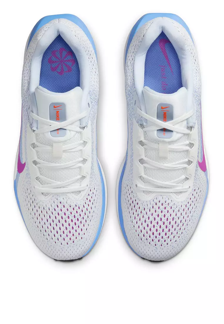 Winflo 11 Road Running Shoes