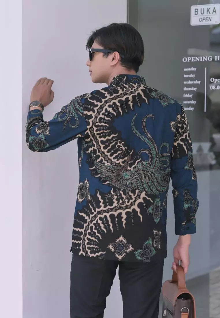 kemeja batik pria lengan panjang kalabang navy