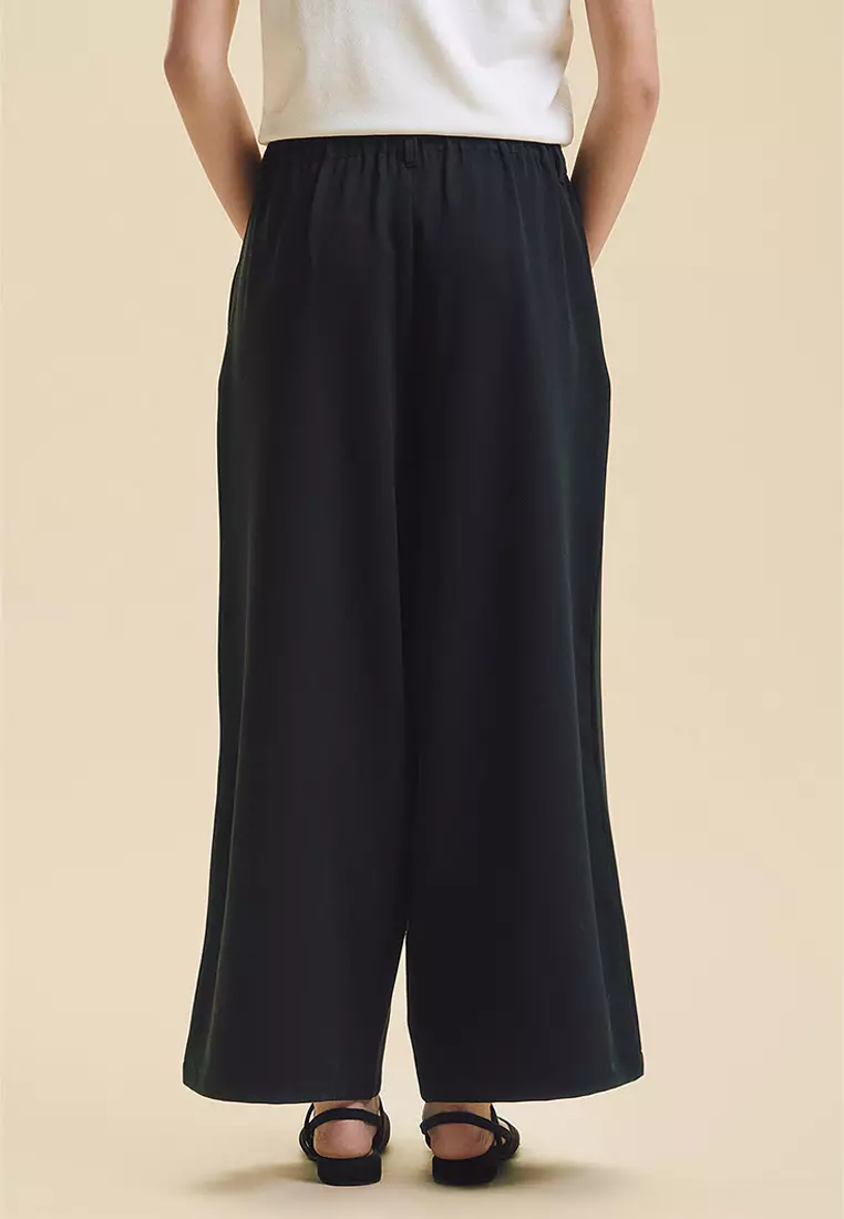 Dress Code Wide Pleated Trousers