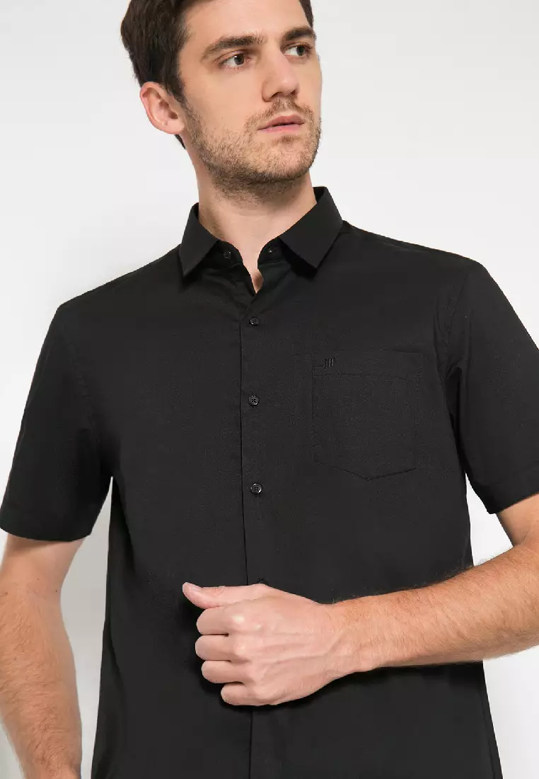 Johnwin - Slim Fit - Kemeja Formal - Polos - Hitam - FSH.650.K392.800.C