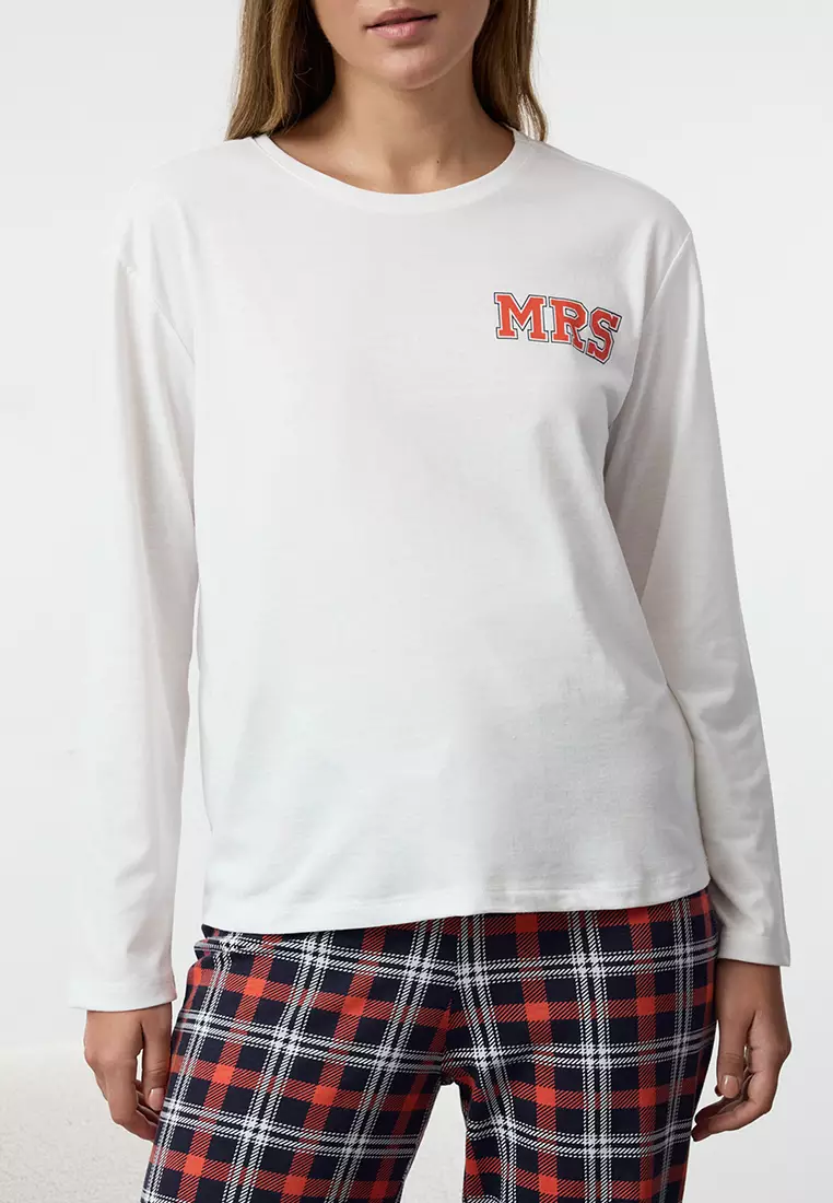 Couple White Plaid Slogan Knitted Pajama Set