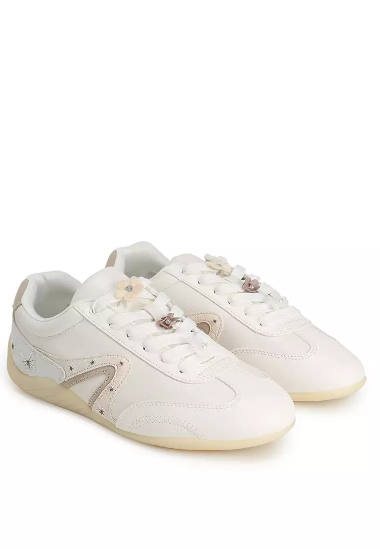 Maxie Sneakers
