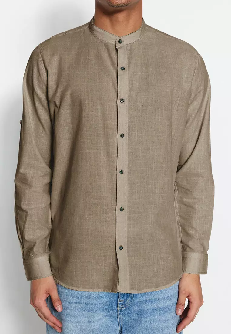 Prevailing Collar Slim Fit Shirt