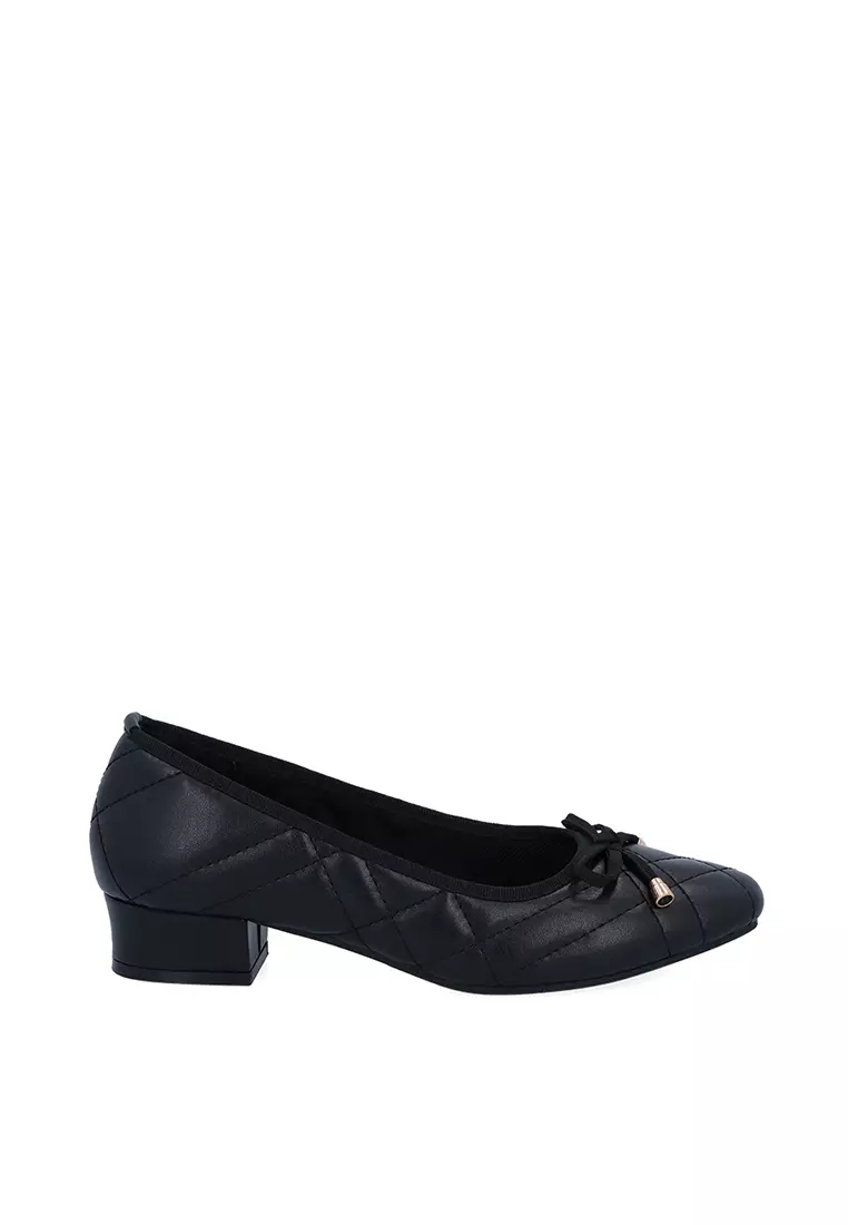 Discount on Carlo Rino  shoes - SKU: Black Zera Black Quilted Pumps