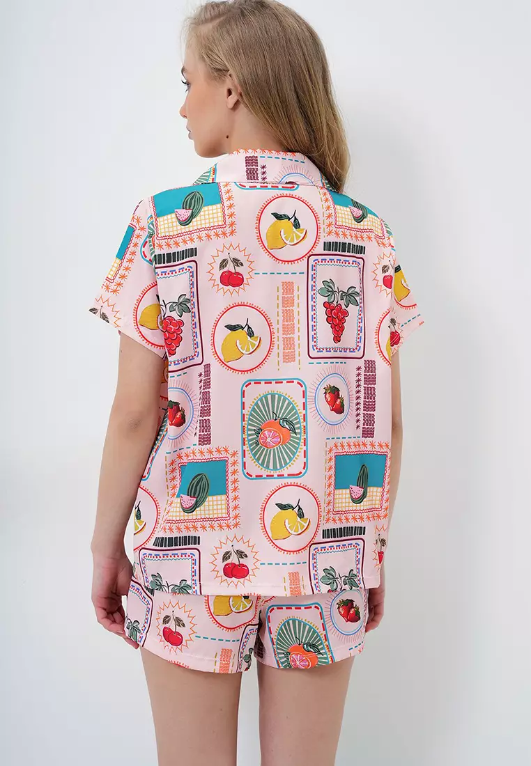 Women's Powder Patterned Front Buttoned Woven Shirt And Shorts Pajama Set Pjm-X13890