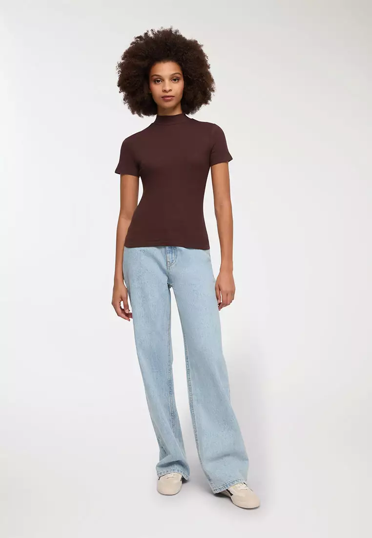 Woman Short-Sleeved T-Shirt