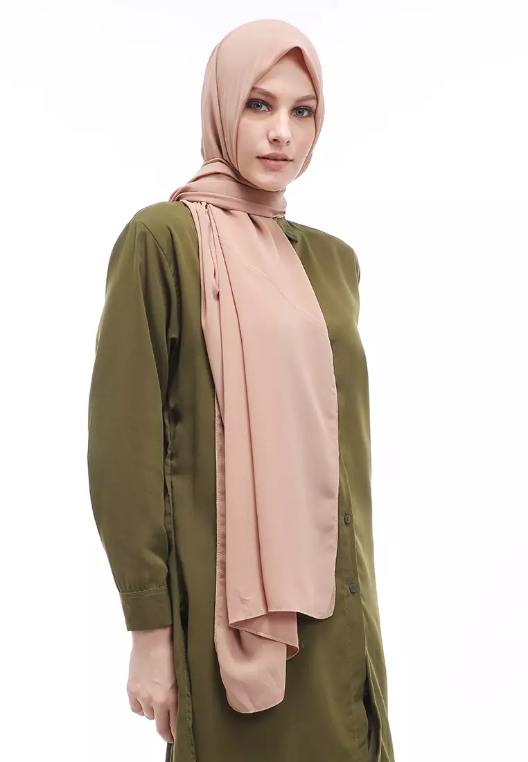 Sakilah Hijab Pashmina Ceruty Baby Doll Wanita Polos Relaxed Fit - Cream