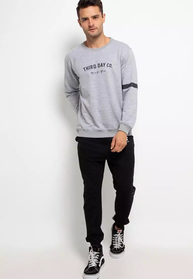 MOA12 Third Day Sweater Pria Distro Korea Jepang Abu Tdco