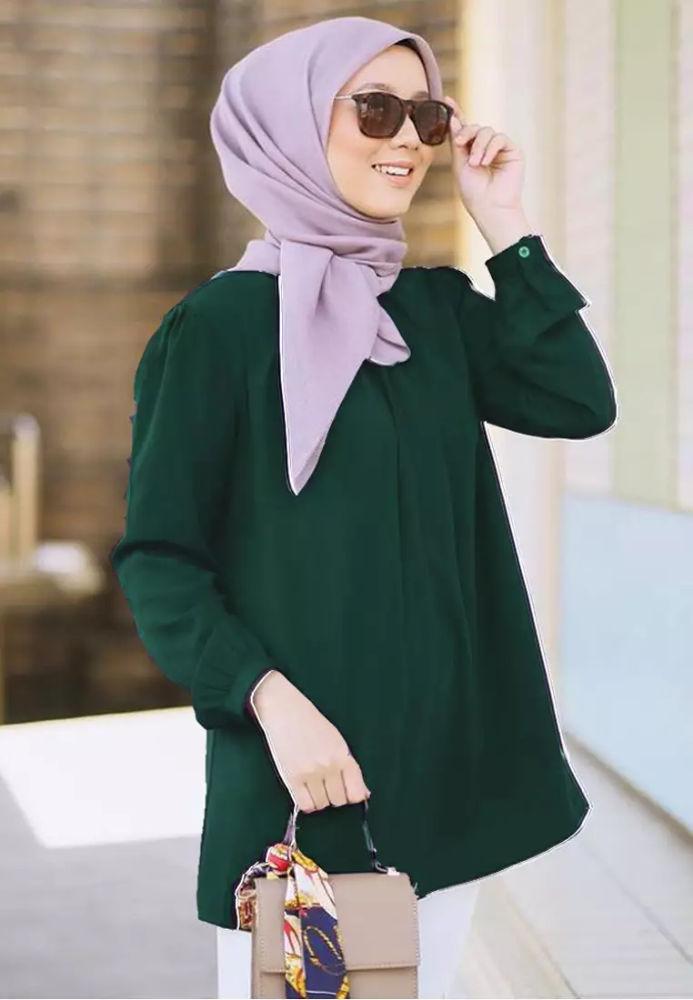 Lydia Blouse in Emerald Green