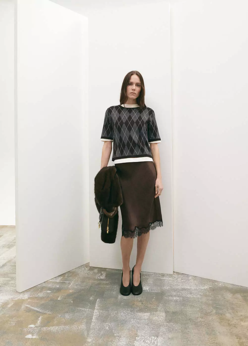 Sweater berlengan pendek motif berlian