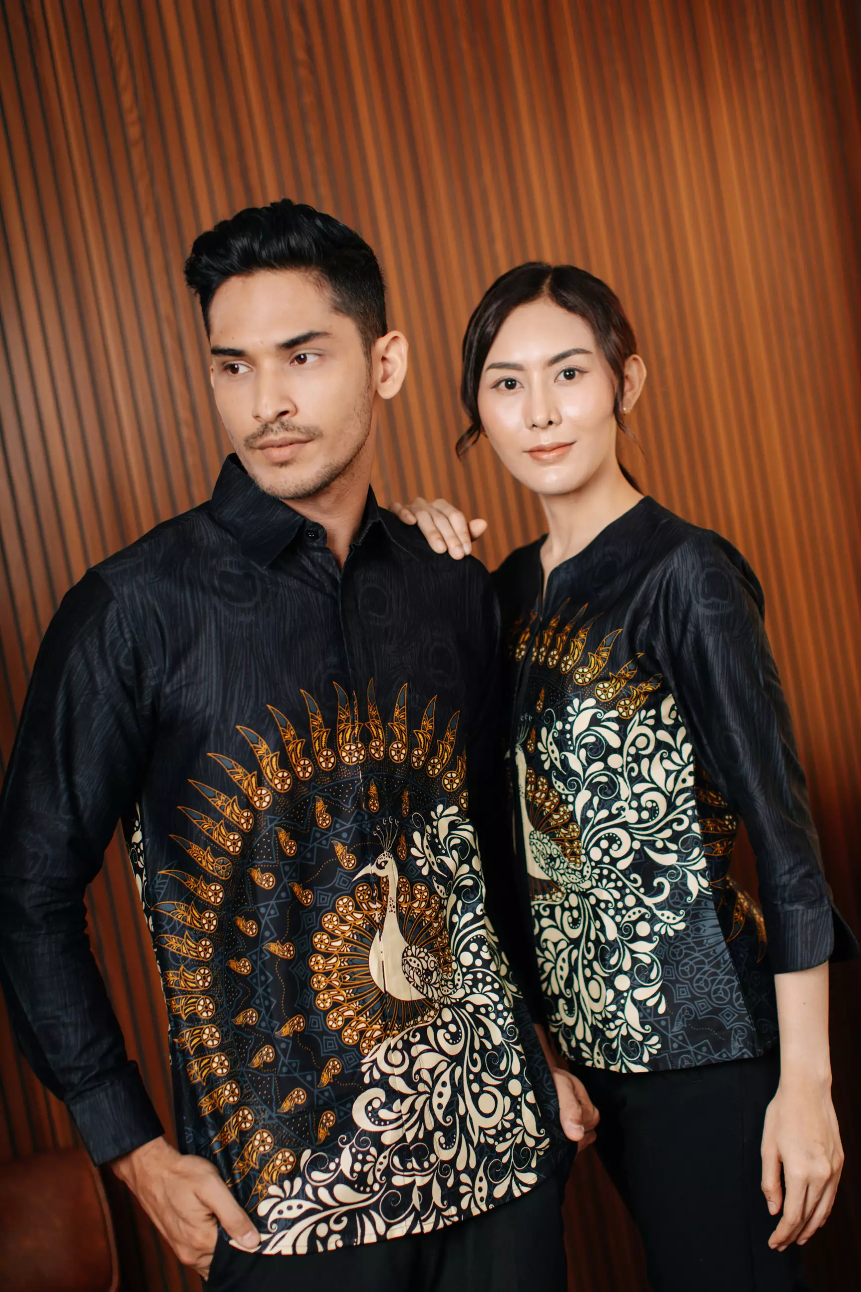 Adyatma Kalandra Black Kemeja Batik Slim Fit Pria Lengan Panjang Katun