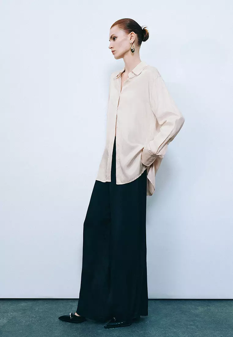 UR秋季新款女装都市通勤气质开衩长袖开襟衬衫UWG240172