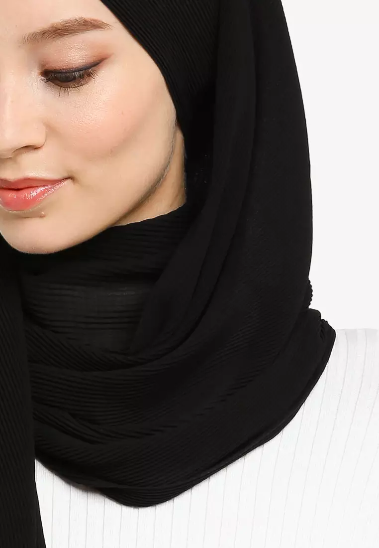 Buy UMMA Yara Pleated Scarf in Black in Black 2024 Online ZALORA