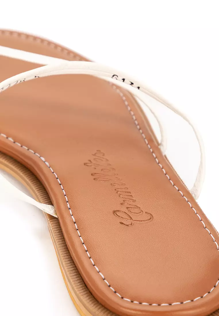 Toe Ring Strappy Flat Sandals