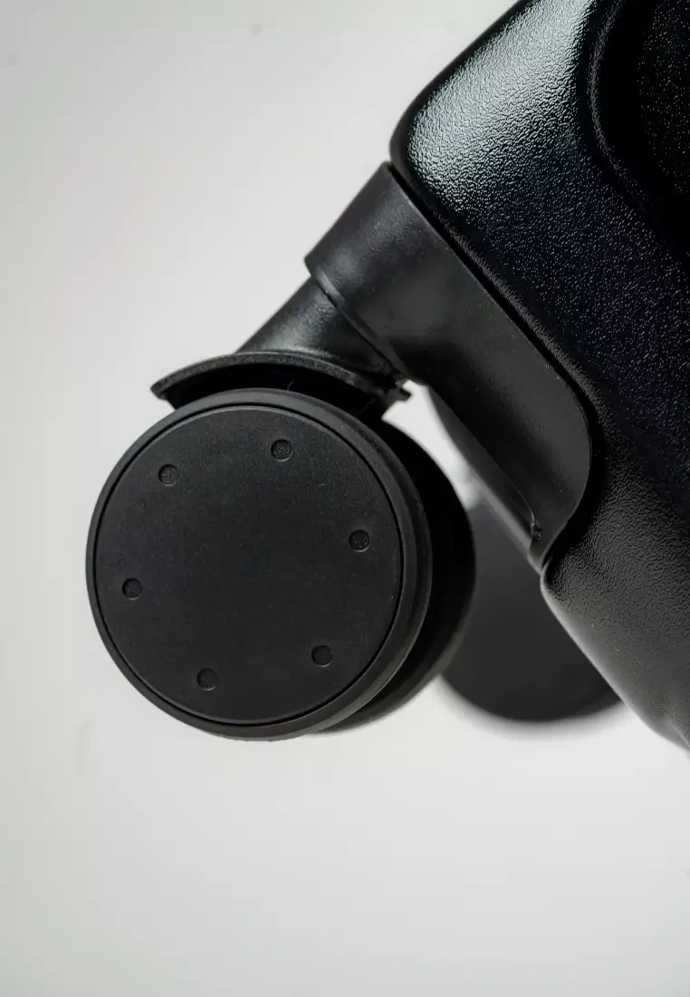 Alpha 28" Large Hard Case Luggage Black