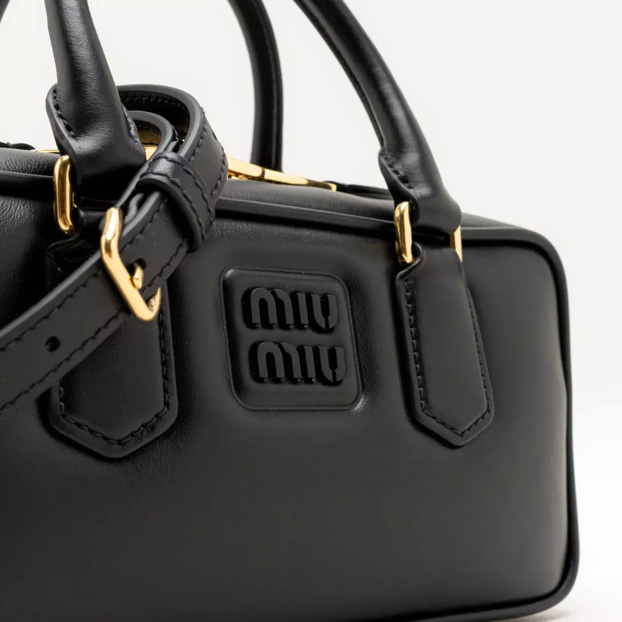 Arcadie Leather Handbag Black