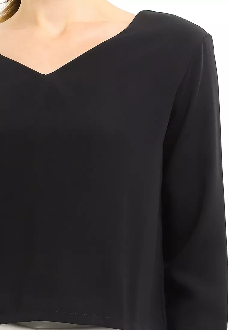 V-Neck Flowey Long Sleeve Blouse