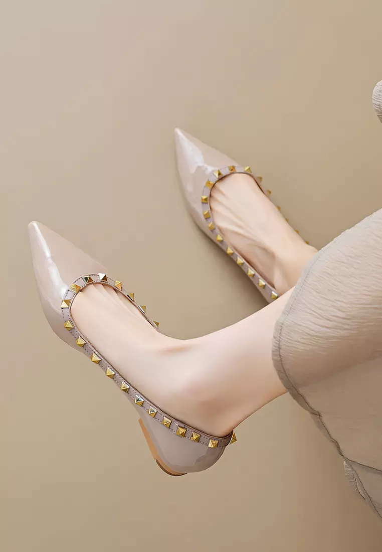 Pointed Rivets Microfiber Leather Flat Shoes WW2023-32