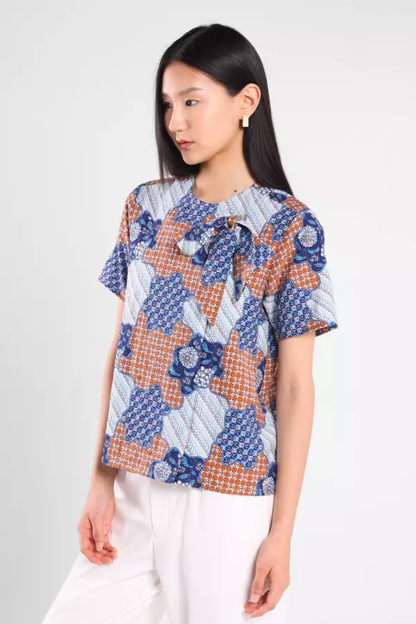 Minimal - Kana - Blouse Batik Bunga - Teracotta Colour Blue