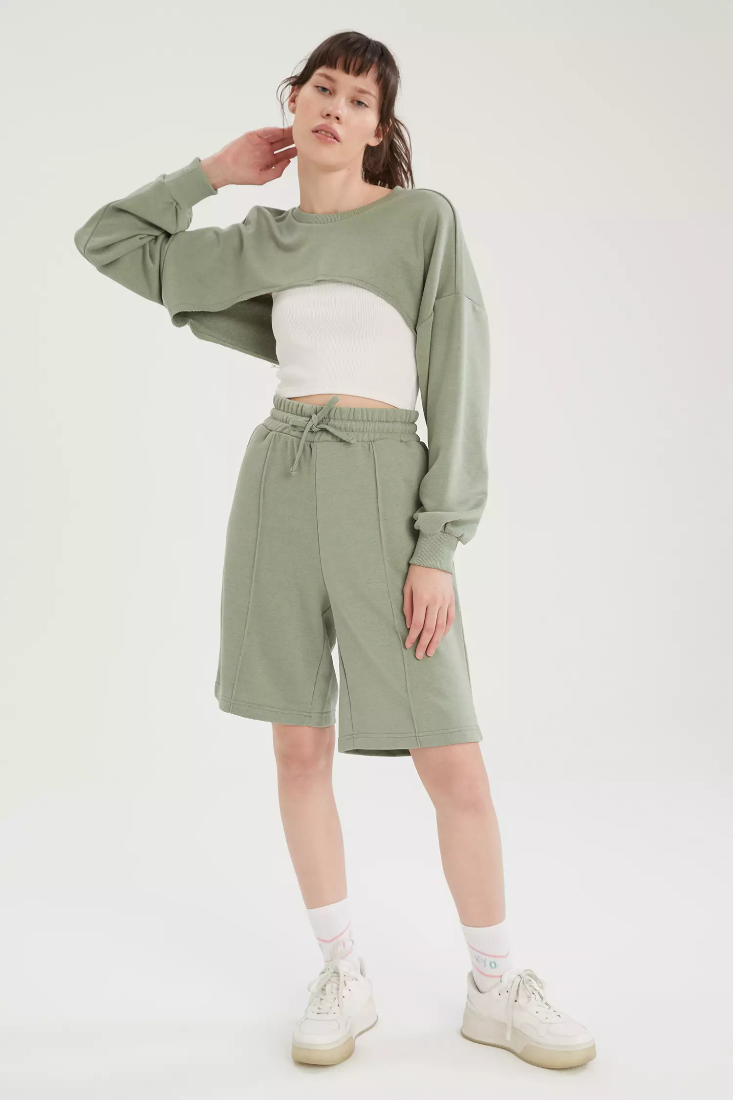 Buy DeFacto Lace Up Waist Relax Fit Bermuda Shorts 2024 Online