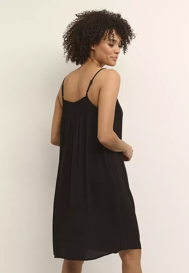 black spaghetti strap dress