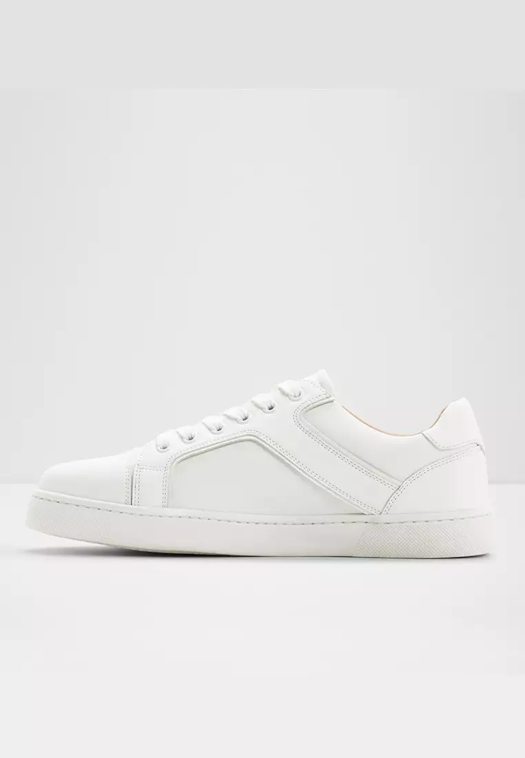 Suitsneaker Low-Top Sneakers