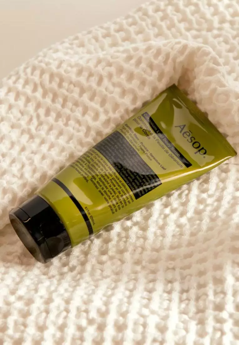 Aesop Geranium Leaf Body Scrub 180ml 2023 | Buy Aesop Online | ZALORA ...