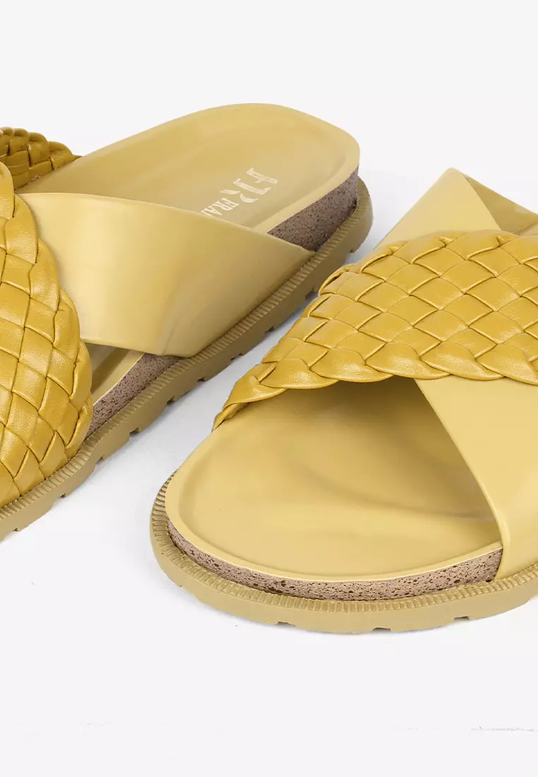 Sandal Wanita Monotone L.Olivia 01 - Fransisca Renaldy