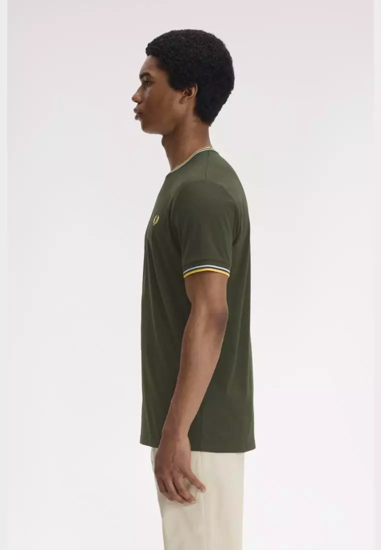 Fred Perry M1588 Twin Tipped T-Shirt (Hunting Green / Light Ice / Lemon Barley)