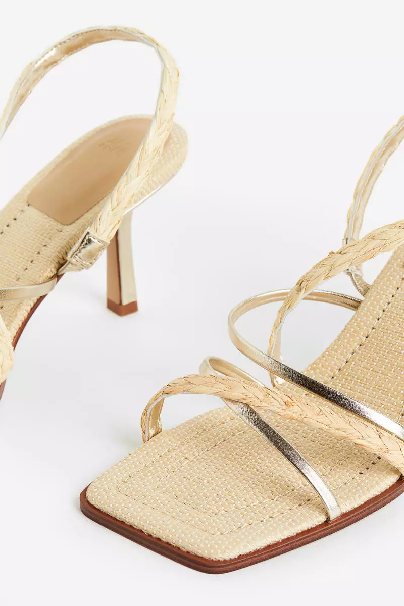 Straw heeled outlet sandals