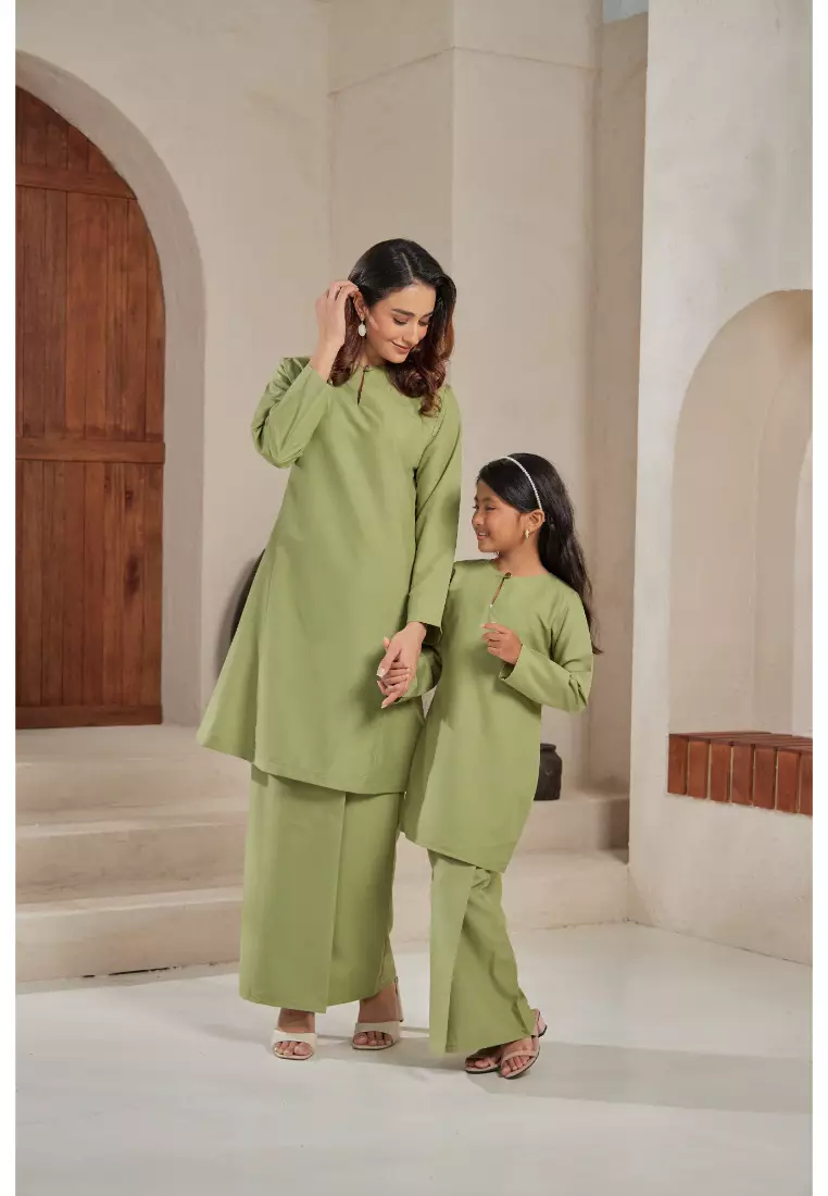 Baju Kurung Pahang Qirana