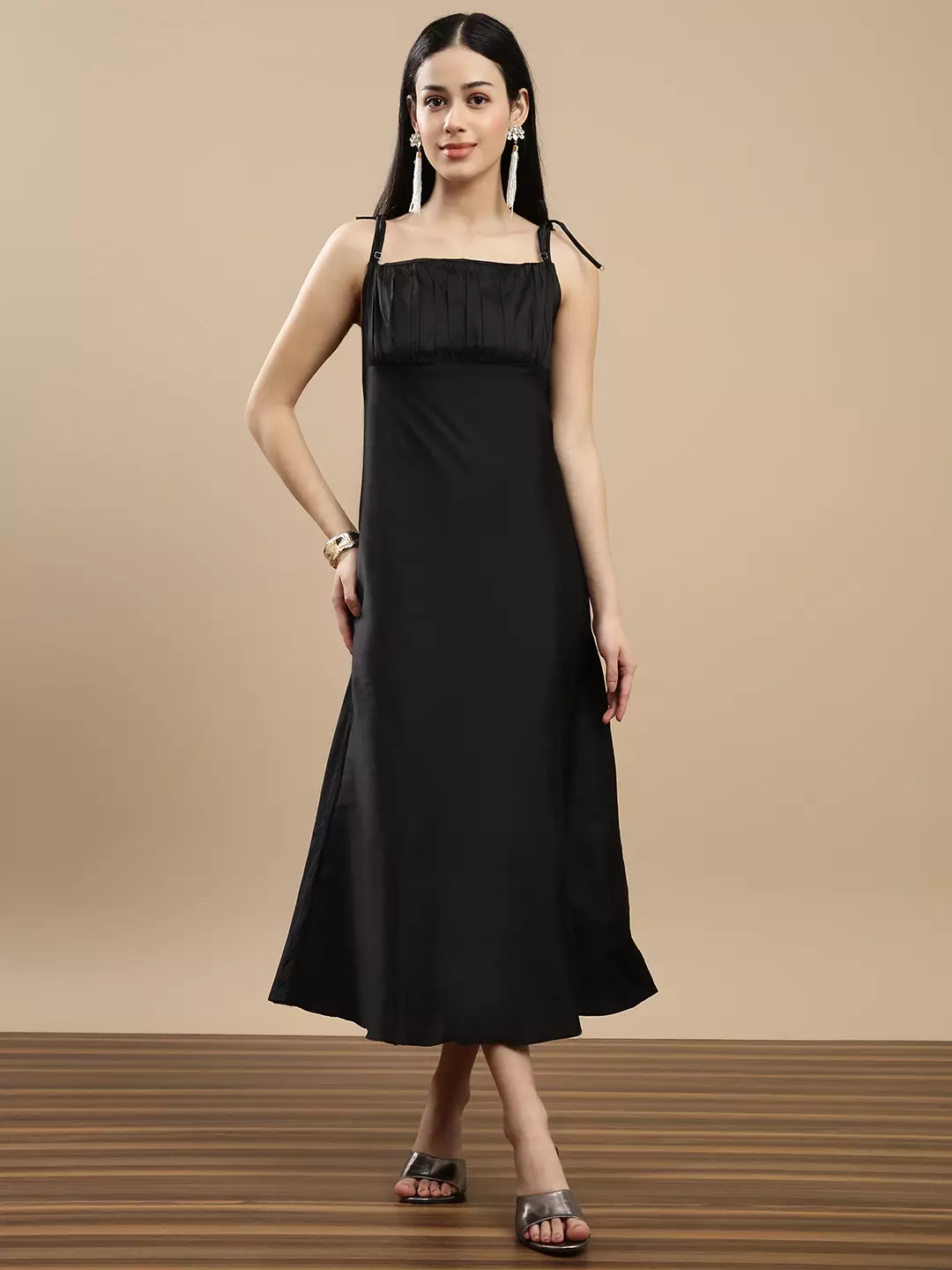 Chanira Viola Dress - Black