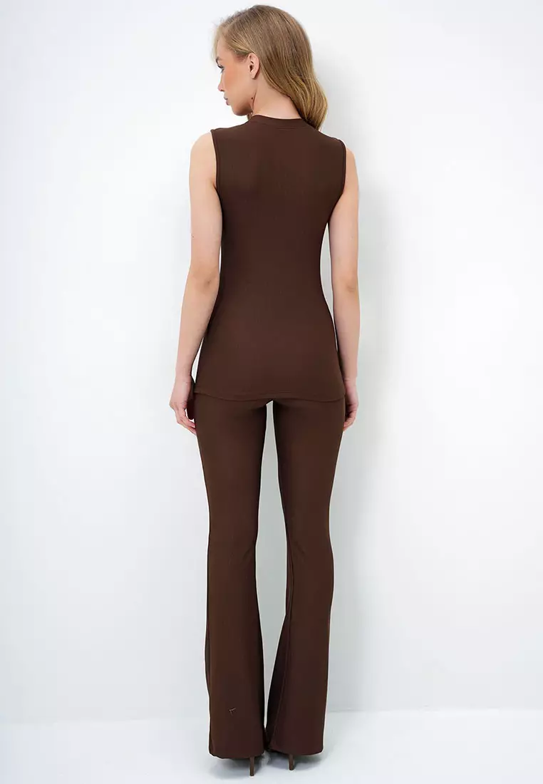 Women's Brown Crew Neck Gold Buttoned Ottoban Blouse And Spanish Leg Trousers Set Alc-X13981