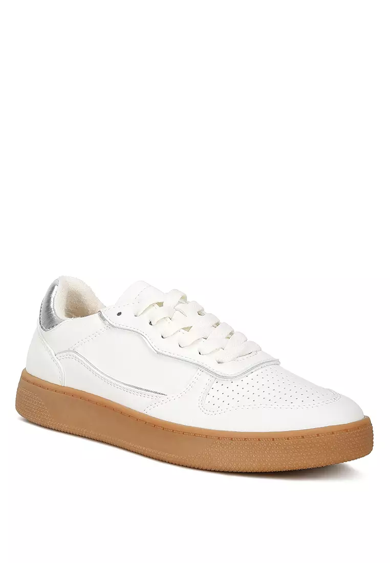 Sepatu Kets Putih & Perak untuk Sehari-hari