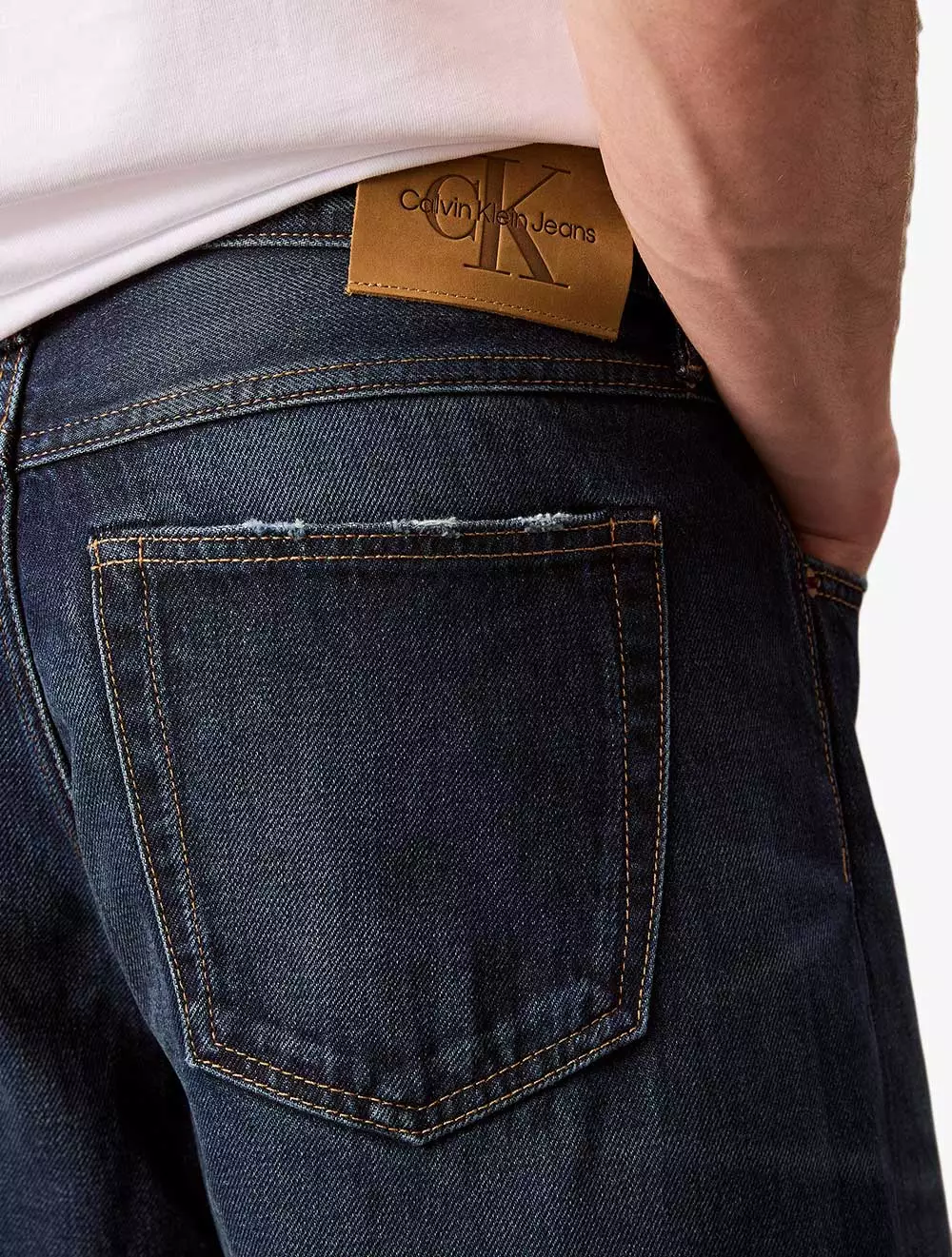 Calvin Klein - 90s Straight Dark Meridian Jeans - Blue - blue