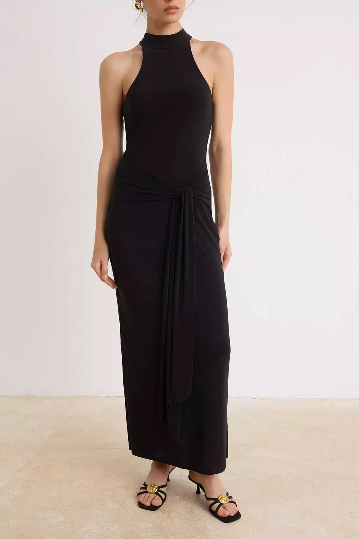 Black Belt Detailed Halter Neck Bodycone/Fitted Stretchy Maxi Knitted Dress Twoss25El00689
