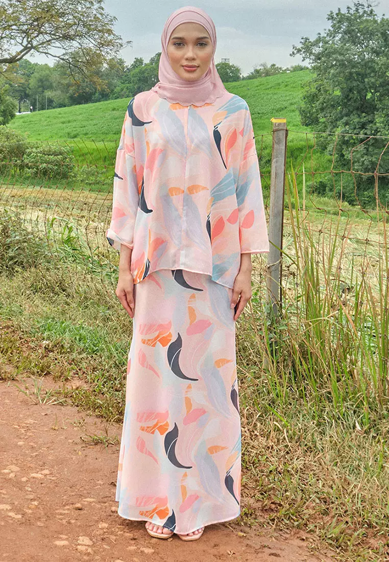 Sentosa Blouse & Skirt - Peach Abstract