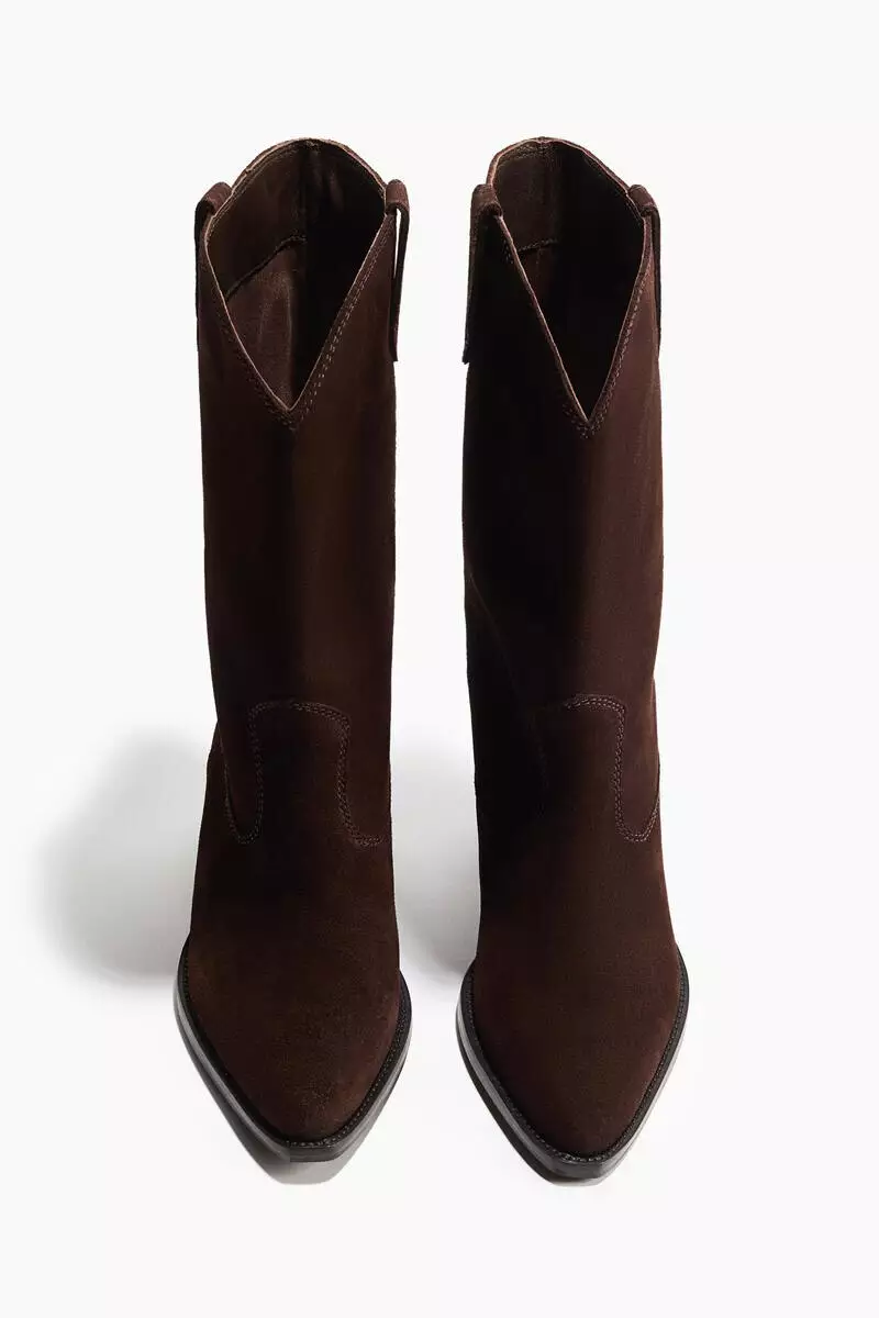 Calf-high suede cowboy boots