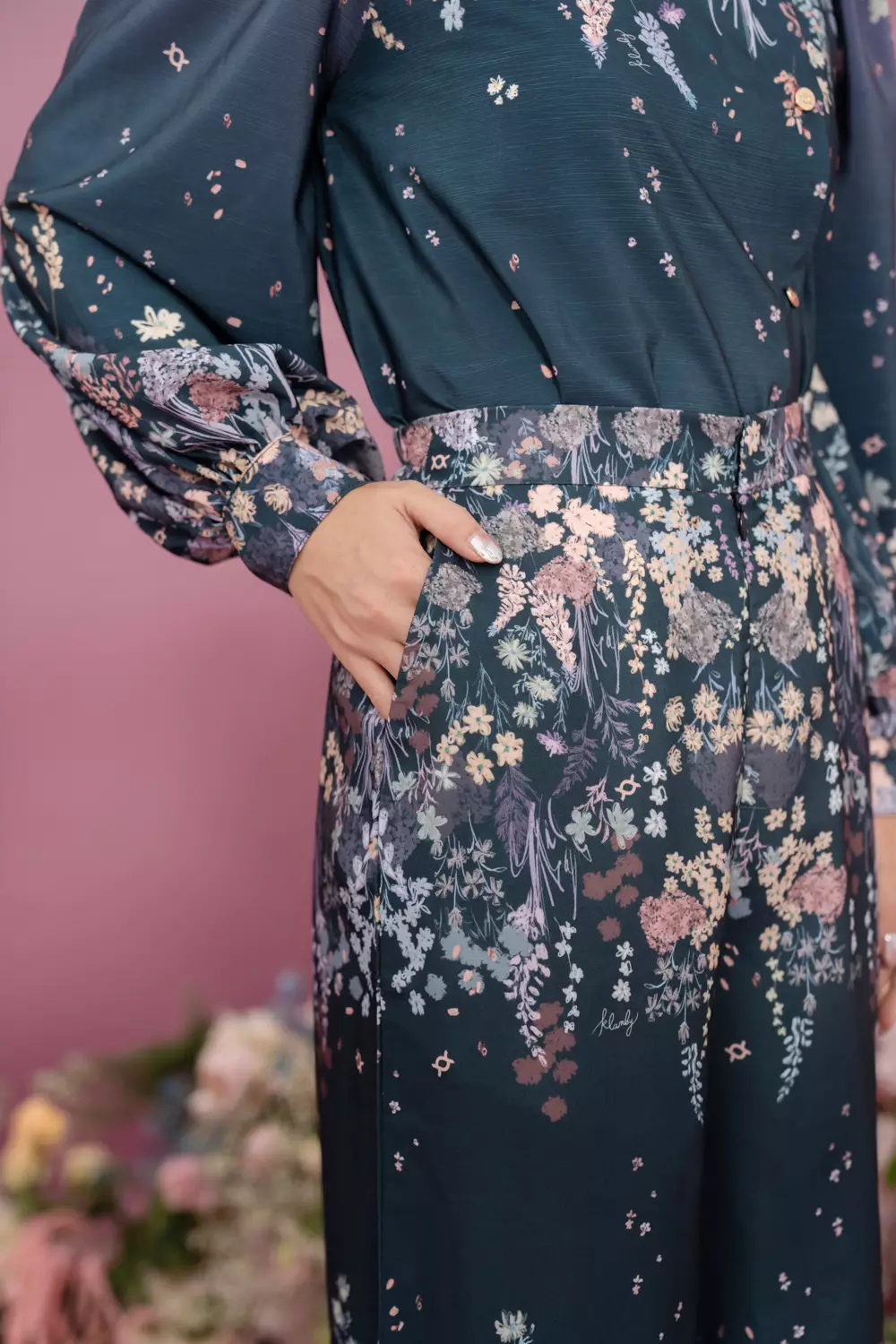 Klamby - Gardenia Pants Dark Berry