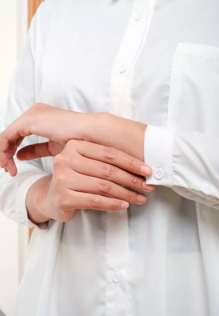 Sinom Ajeng Blouse White