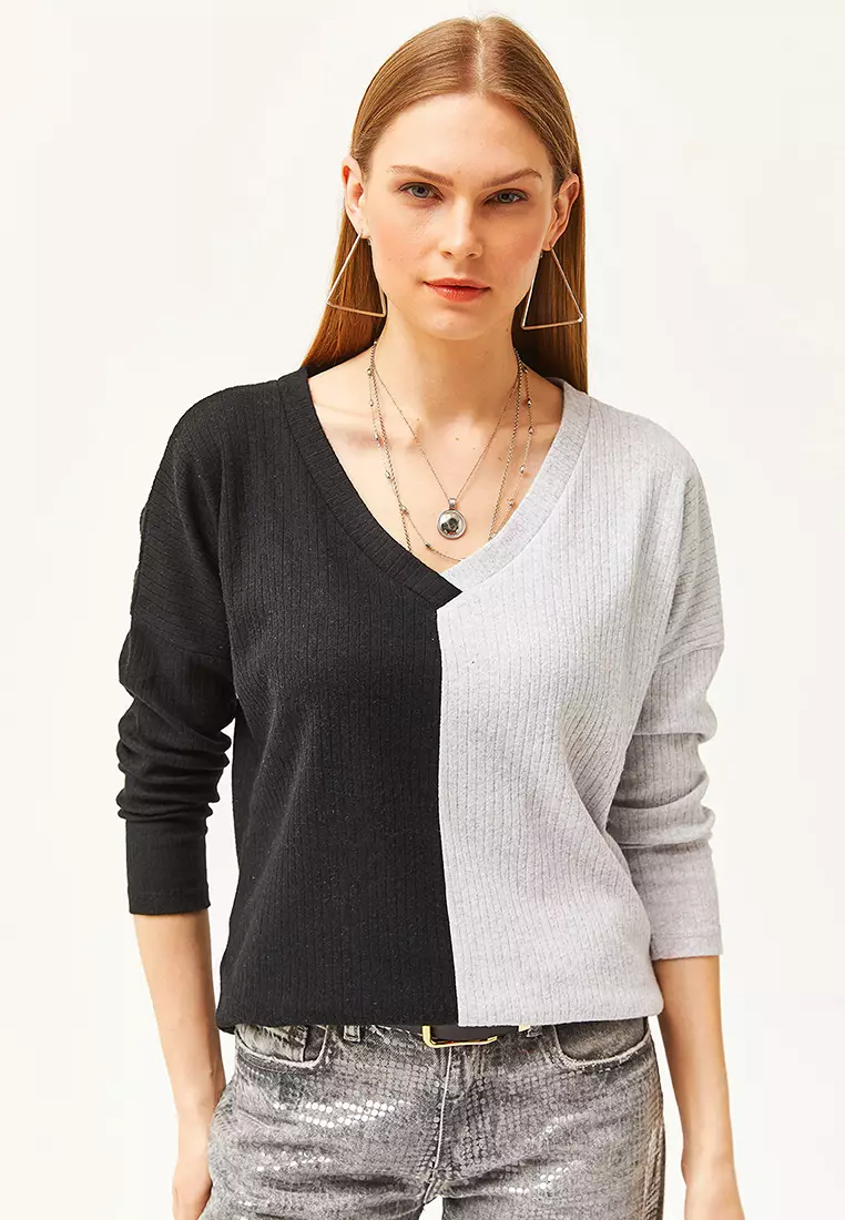 Block Raised Loose Top