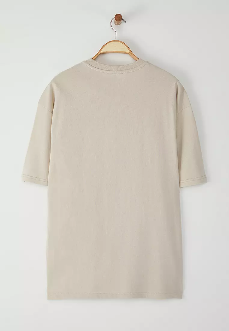 Short Oversized T-Shirt