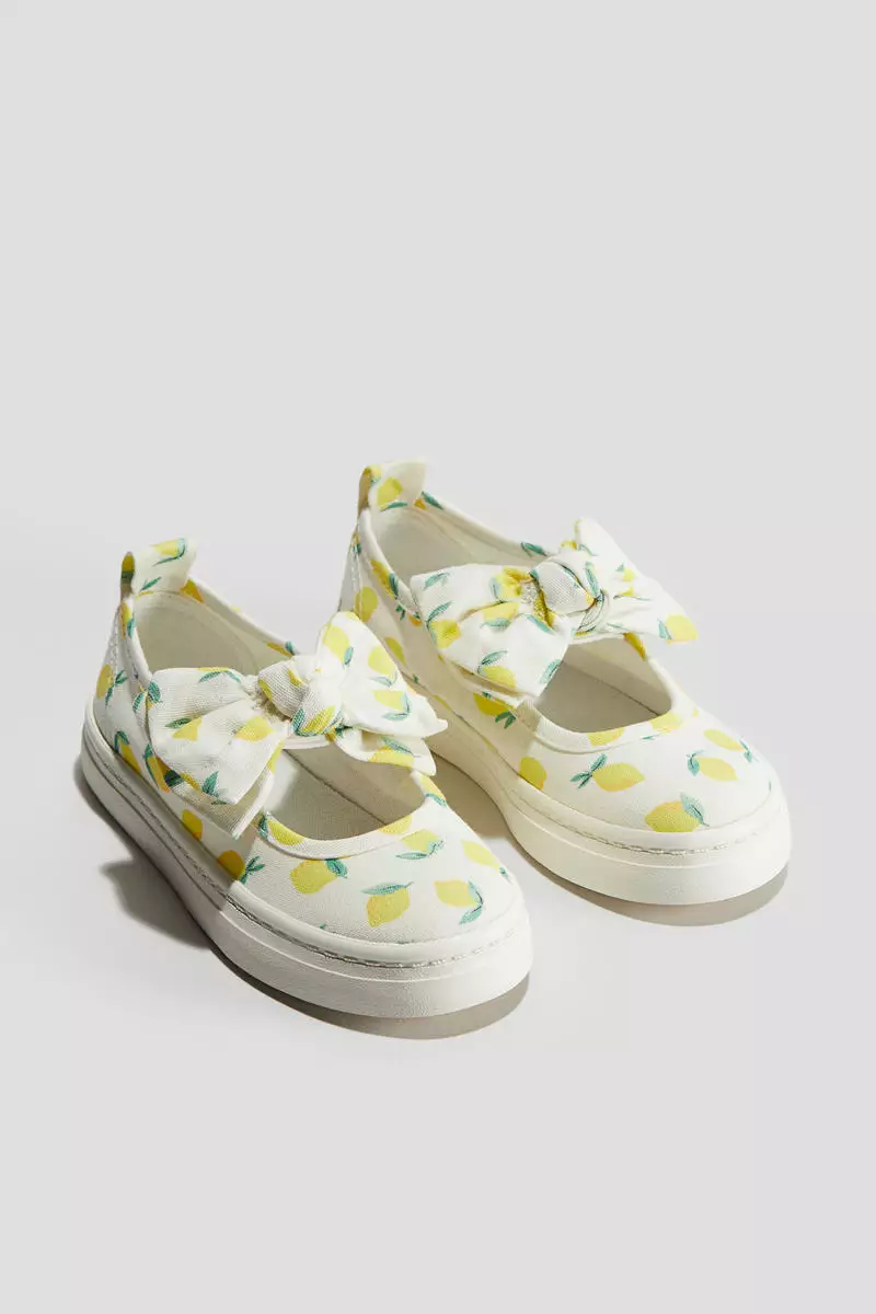 Discount on H&m  shoes - SKU: Bow-Detail Ballerina Trainers