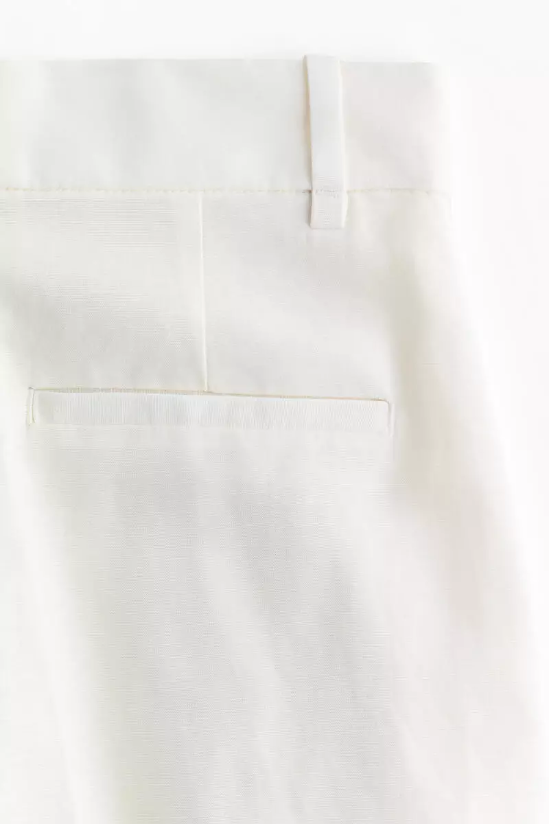 Tailored linen-blend shorts