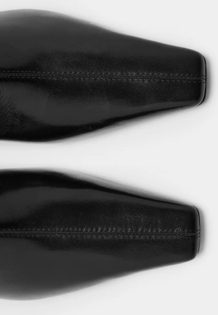 Leather Boots With Kitten Heels