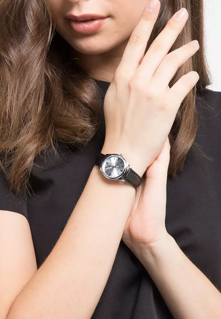 Jual CASIO Women Analog Watches LTP-V005L-7AUDF Original 2023 | ZALORA  Indonesia ®