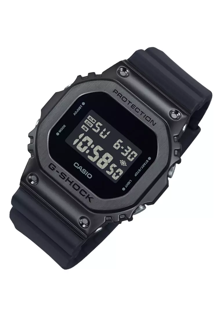 G-shock Digital Watch GM-5600UB-1DR