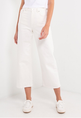 & Other Stories white Treasure Cut Cropped Jeans EEF84AA98E7F57GS_1